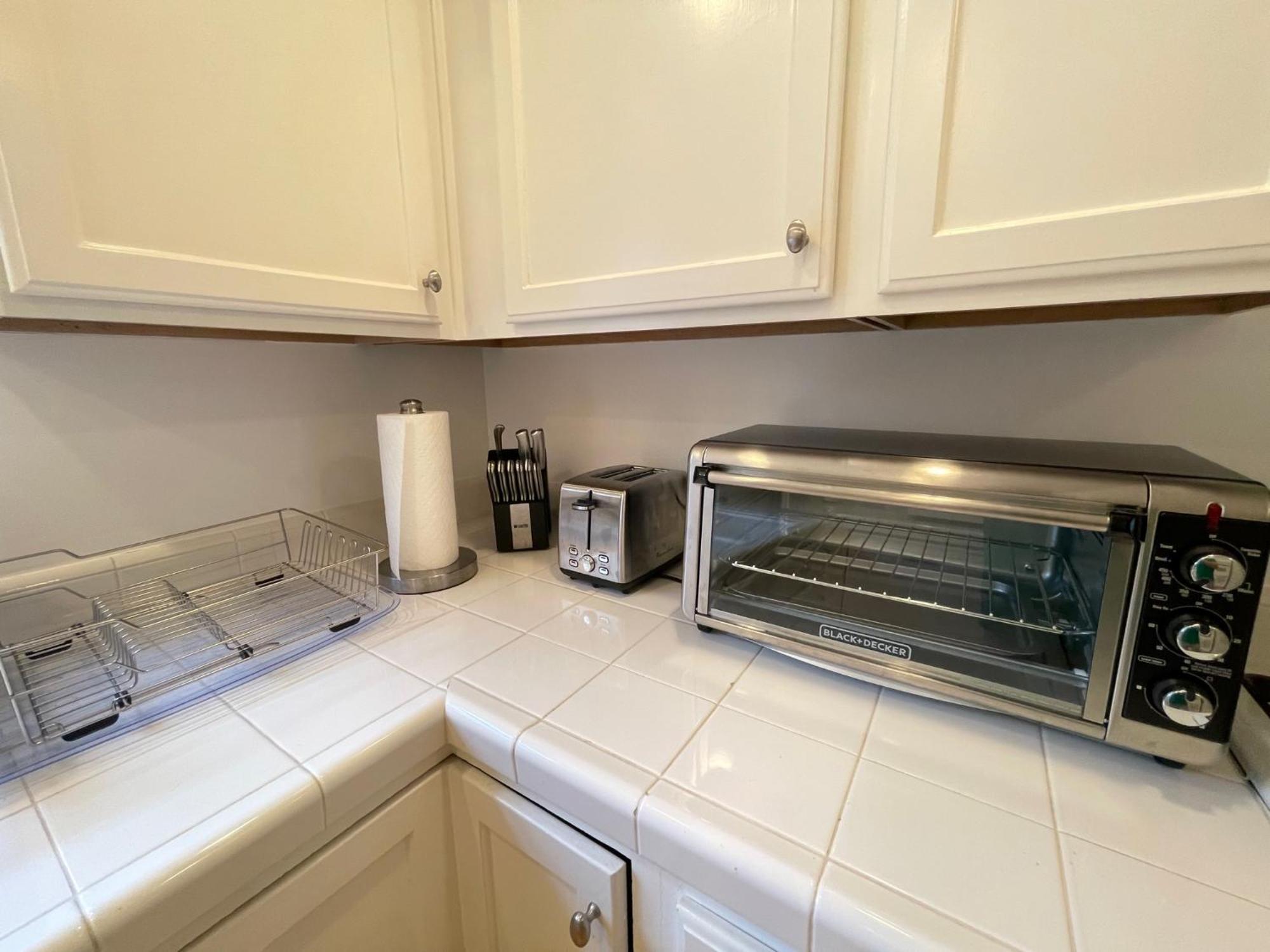Charming Bright Traditional Home In Sherman Oaks Лос Анджелис Екстериор снимка