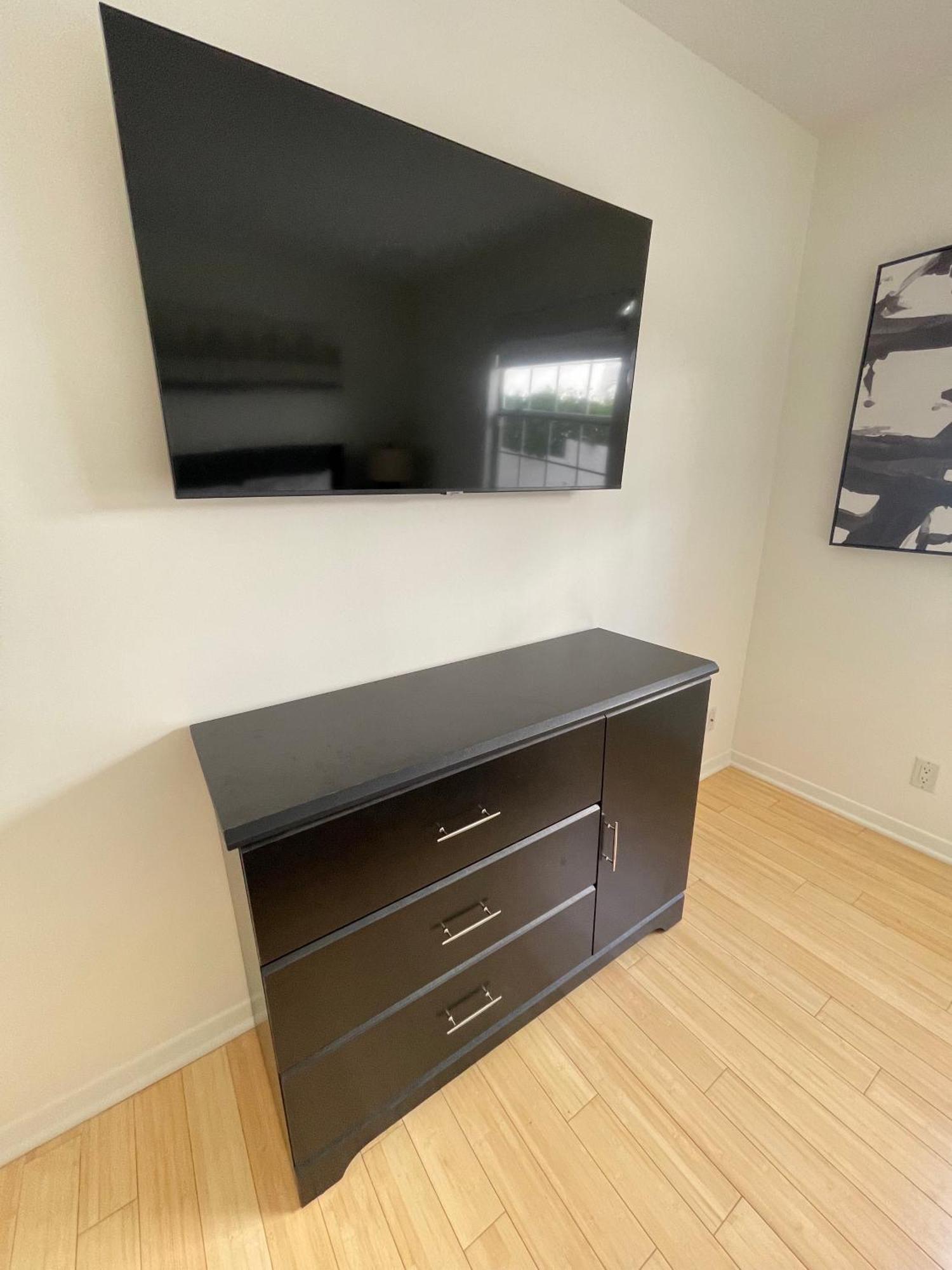 Charming Bright Traditional Home In Sherman Oaks Лос Анджелис Екстериор снимка
